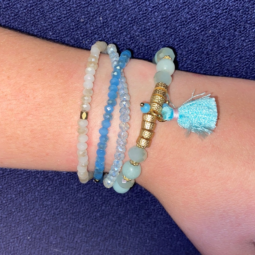 Bracelet:)